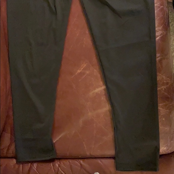 Black stretchy leggings - Picture 6 of 6